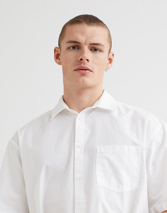 Relaxed fit sleeved shirt