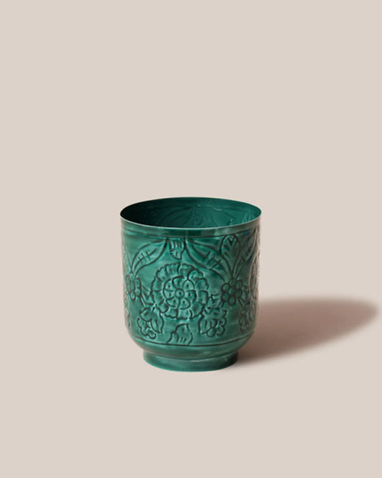 Amari planters green